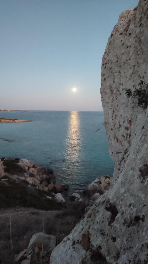 Fantastic 4 Cyprus First Line Beachfront Boghaz Exterior foto